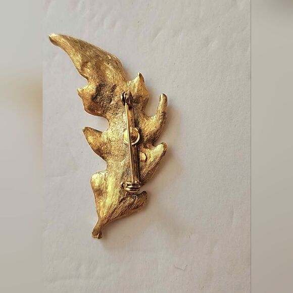 Vintage gold leaf abstract brooch - Picture 3 of 7